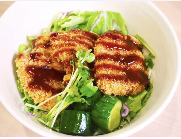 ハチドリTableの大豆ミートカツ丼